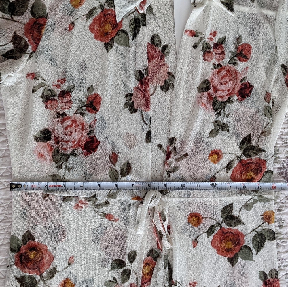 🔴SOLD🔴Vintage Chiffon Poet Sleeve Dressing Gown Size M - Picture 11 of 15